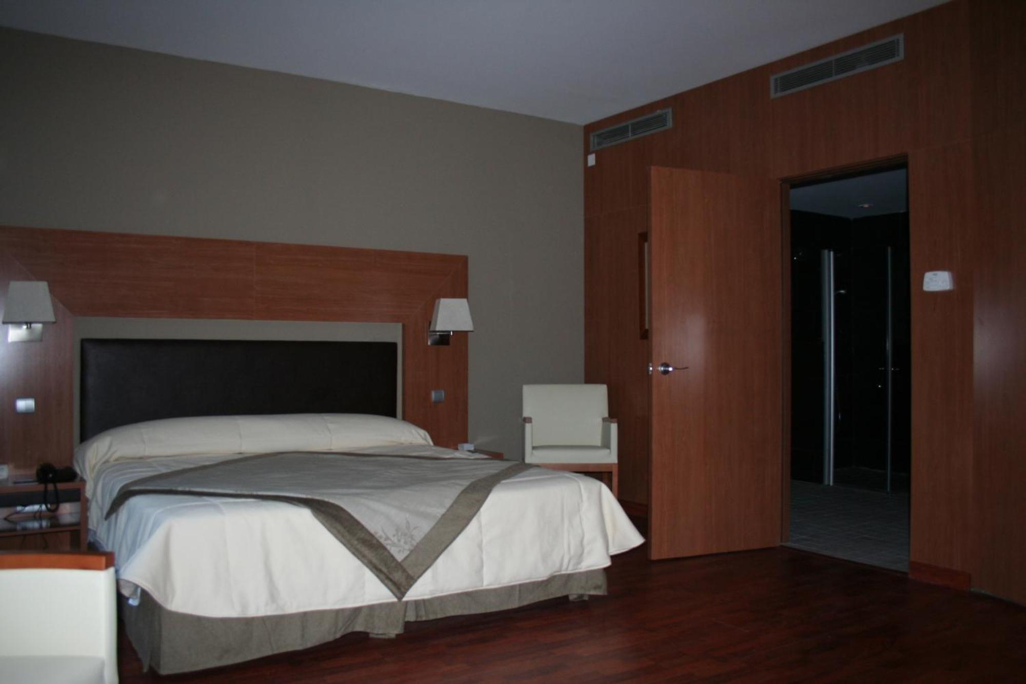 Alti Hotel Bagneres-de-Luchon Luaran gambar